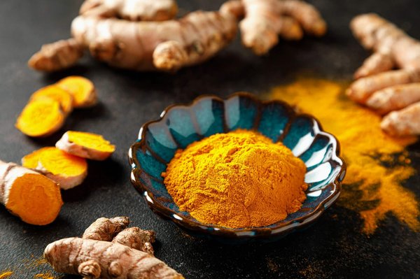 Quels sont les avantages de la consommation de curcuma pour réduire l'inflammation?